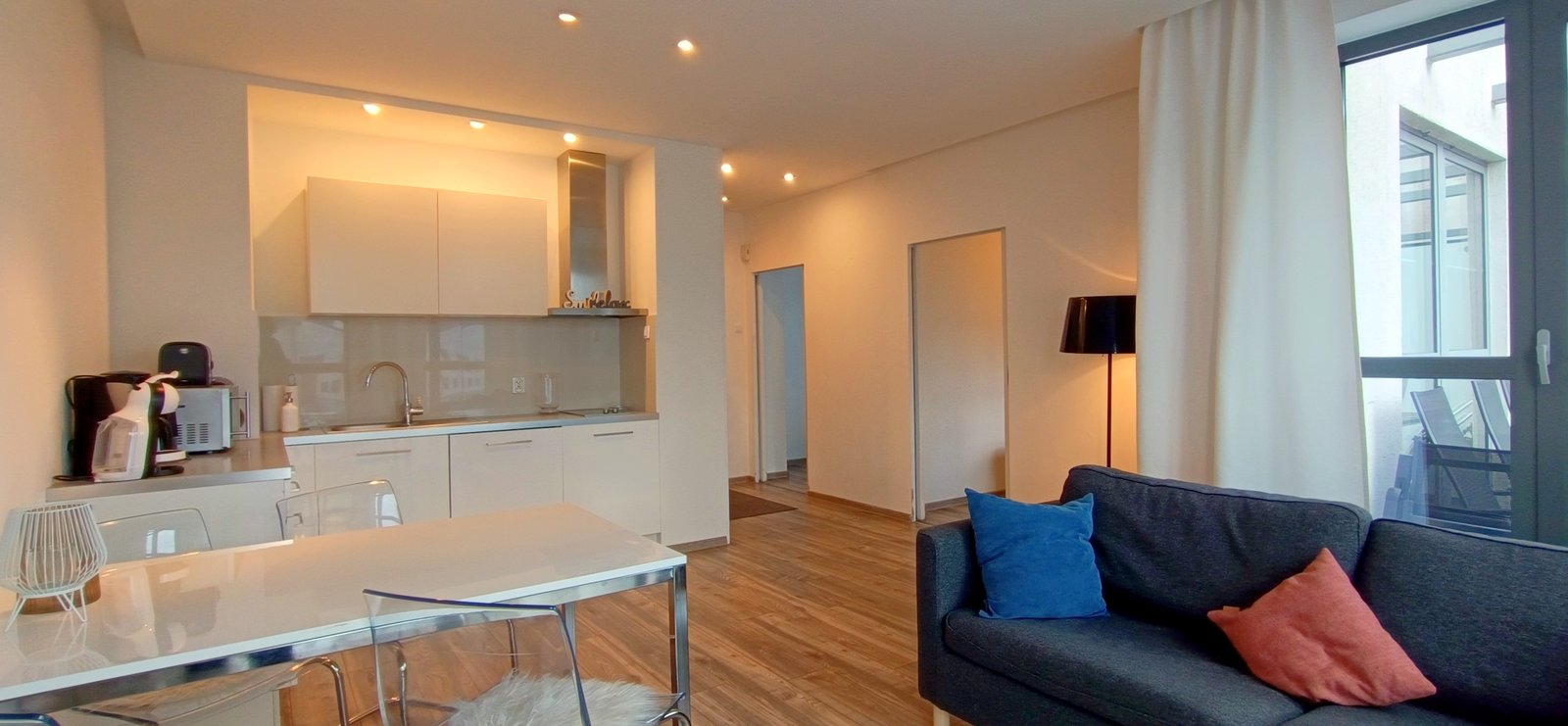 Salon z aneksem